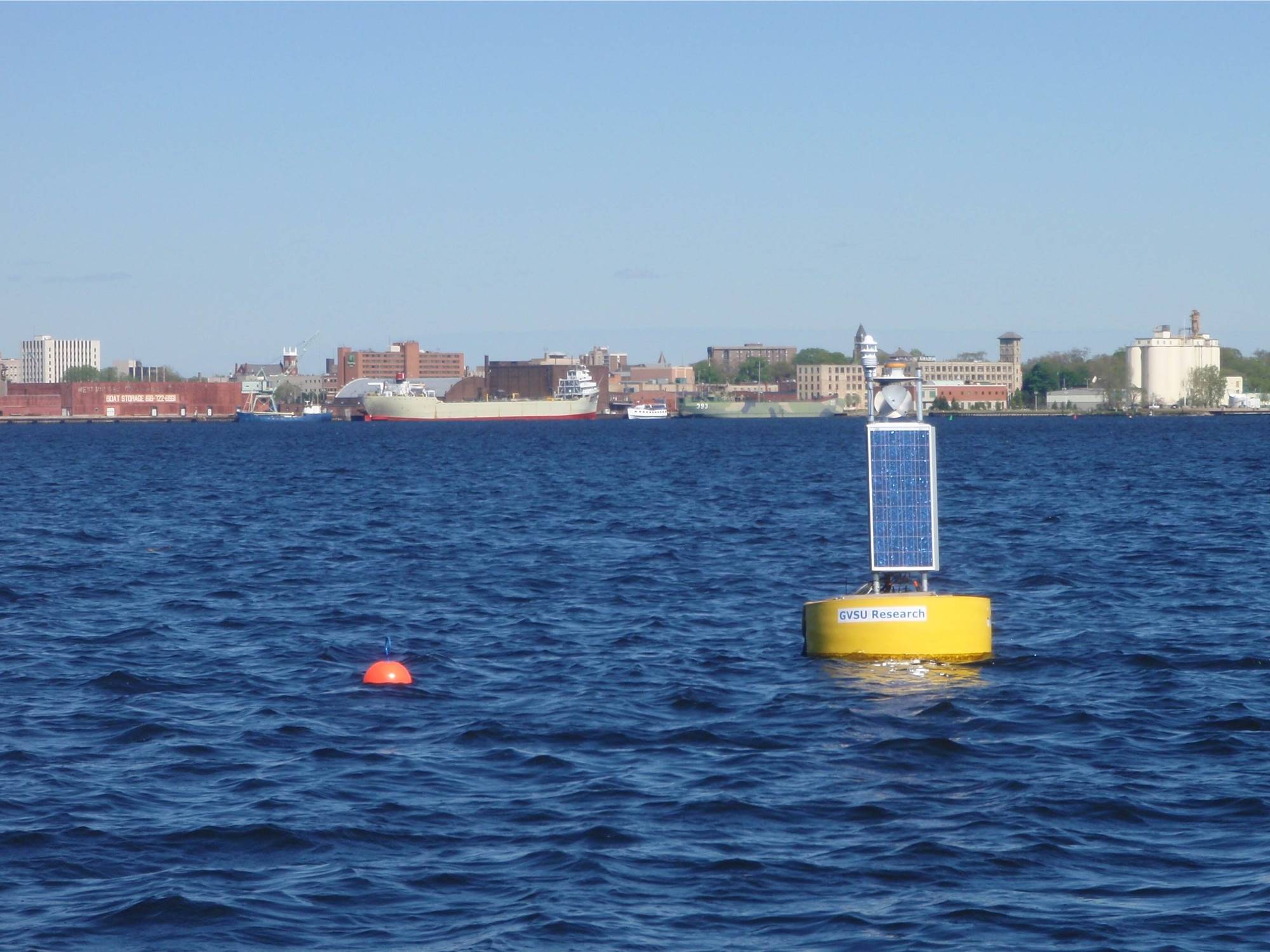 The Muskegon Lake Observatory buoy (MLO)